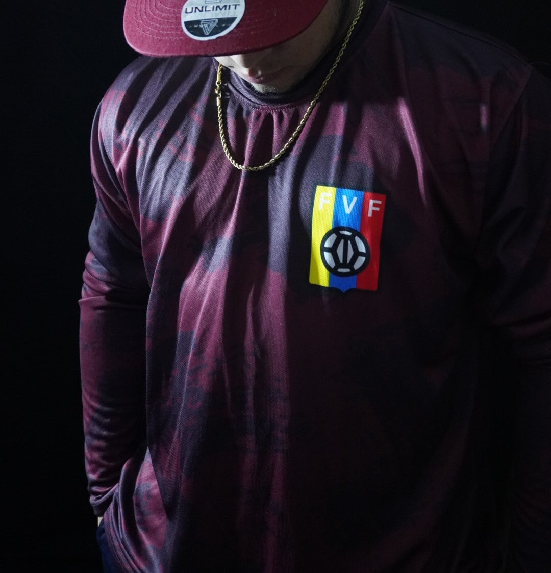 Polera Manga larga la Vinotinto Soteldo 10