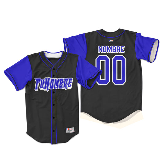 Camiseta personalizada con botones color negro y azul rey