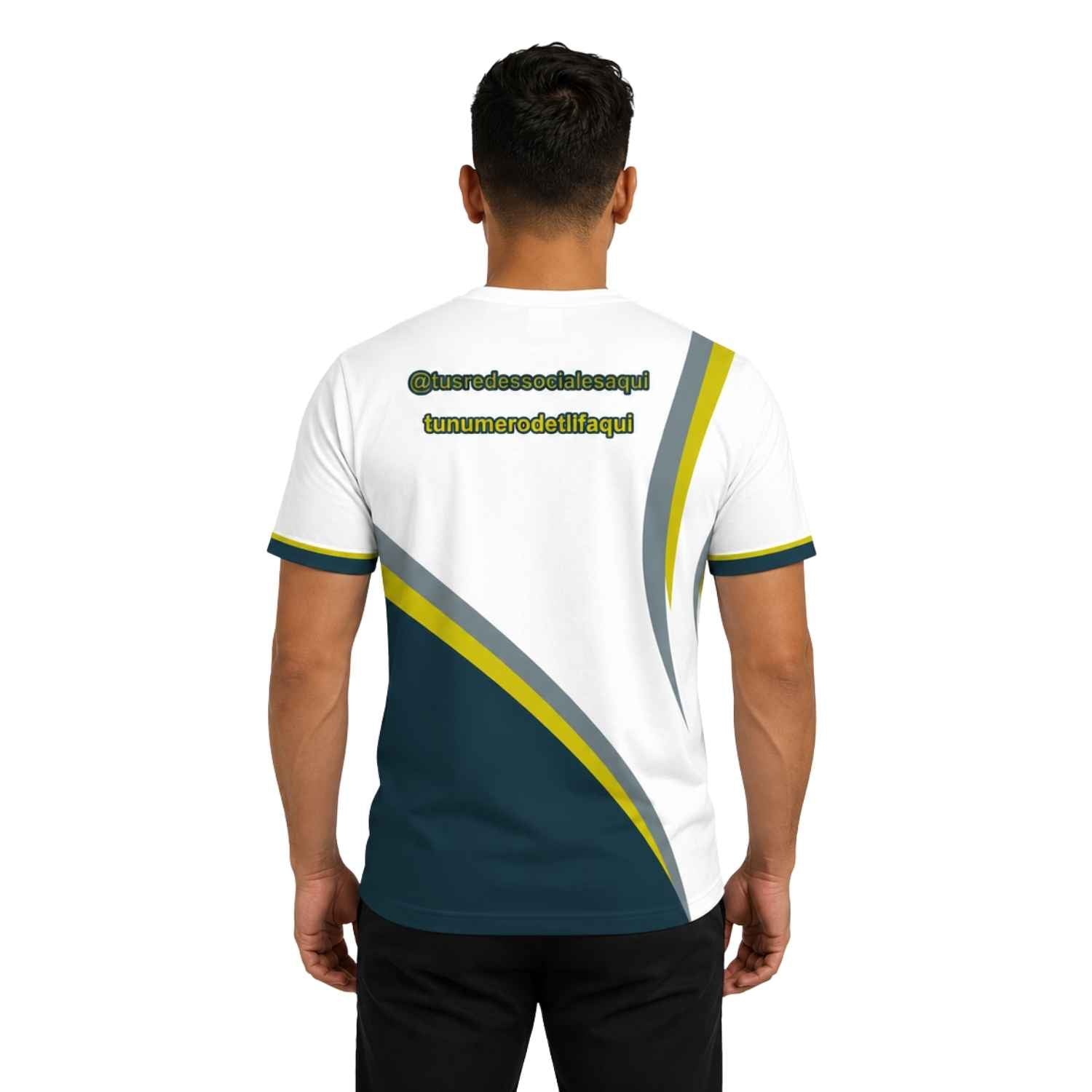 Polera corporativa personalizada con redes sociales y teléfono de contacto para empresas, eventos o marcas independientes - Comercial Criollo
