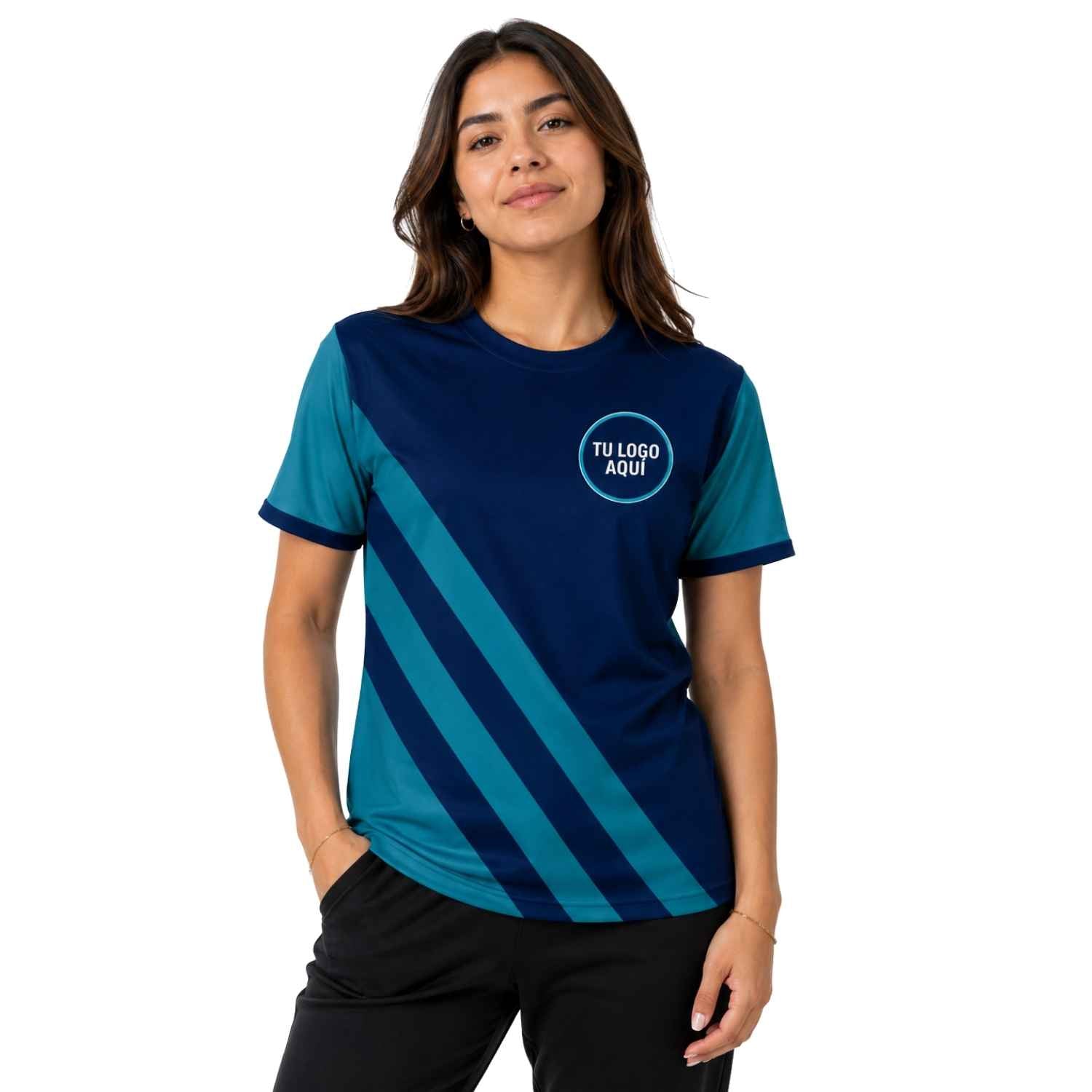 Polera corporativa personalizada con logo para empresas, eventos o marcas independientes - Comercial Criollo